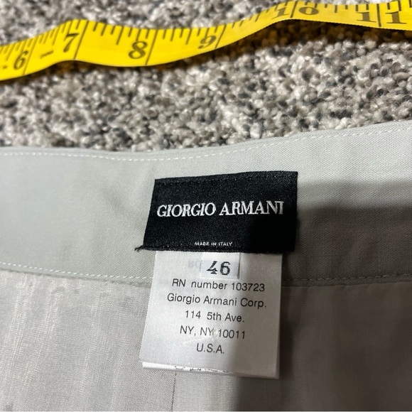 Giorgio Armani Business Casual Skirt W/ Back Slit, Size 46 Grey / Beige - Picture 5 of 10